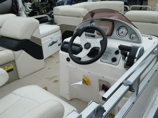 DVN43644H607 - 2007 AVAL BOAT WHITE photo 5