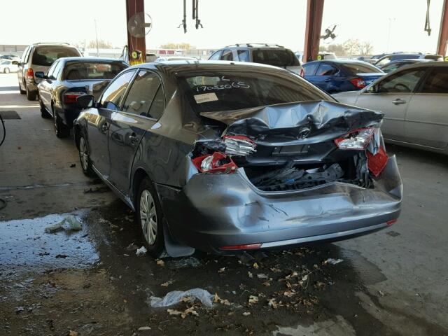 3VW2K7AJ5EM405498 - 2014 VOLKSWAGEN JETTA BASE GRAY photo 3