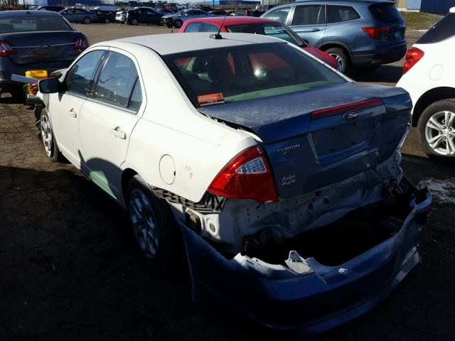 3FAHP0HA4AR231633 - 2010 FORD FUSION SE WHITE photo 3