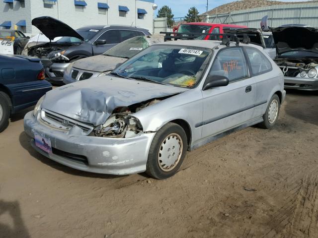 2HGEJ6448VH122189 - 1997 HONDA CIVIC DX SILVER photo 2