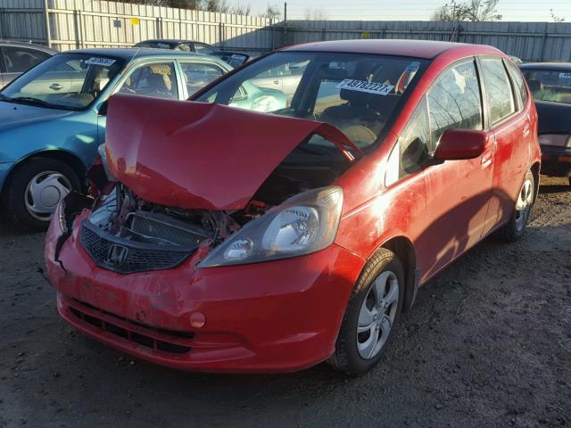 JHMGE8G3XDC017356 - 2013 HONDA FIT RED photo 2