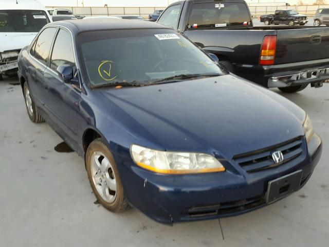 1HGCG56462A019957 - 2002 HONDA ACCORD LX BLUE photo 1