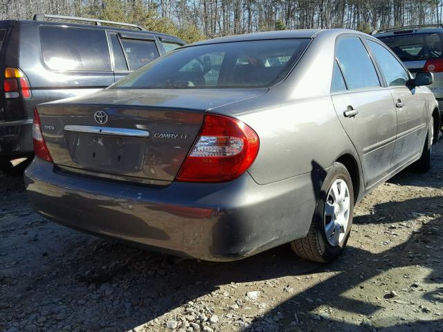 4T1BE32K12U550650 - 2002 TOYOTA CAMRY LE GRAY photo 4