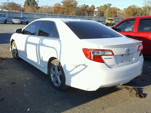 4T1BF1FK8CU116688 - 2012 TOYOTA CAMRY BASE WHITE photo 3