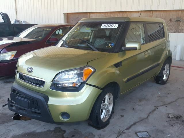 KNDJT2A25A7115080 - 2010 KIA SOUL + GREEN photo 2