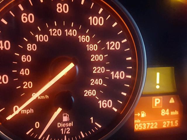 5UXZW0C54CL673064 - 2012 BMW X5 XDRIVE3 BLUE photo 8