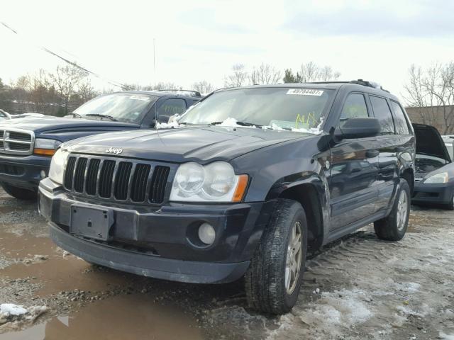 1J4HR48N75C705300 - 2005 JEEP GRAND CHER BLACK photo 2