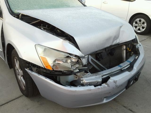 1HGCM66515A040629 - 2005 HONDA ACCORD EX SILVER photo 9