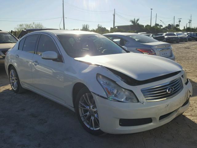 JNKBV61E07M717538 - 2007 INFINITI G35 WHITE photo 1