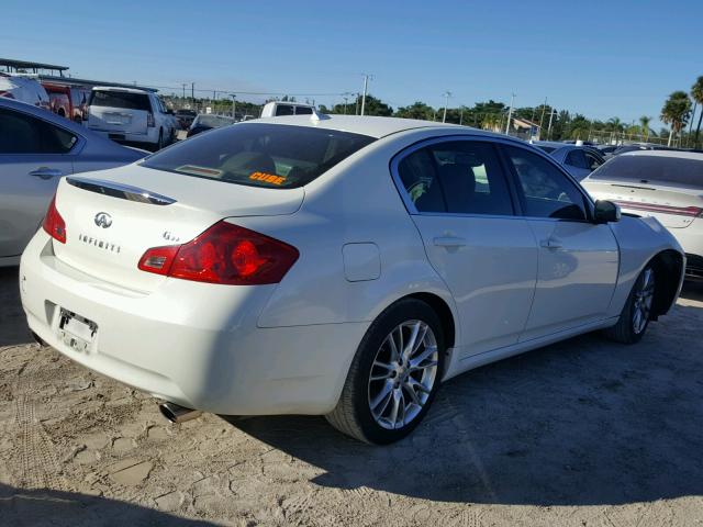 JNKBV61E07M717538 - 2007 INFINITI G35 WHITE photo 4