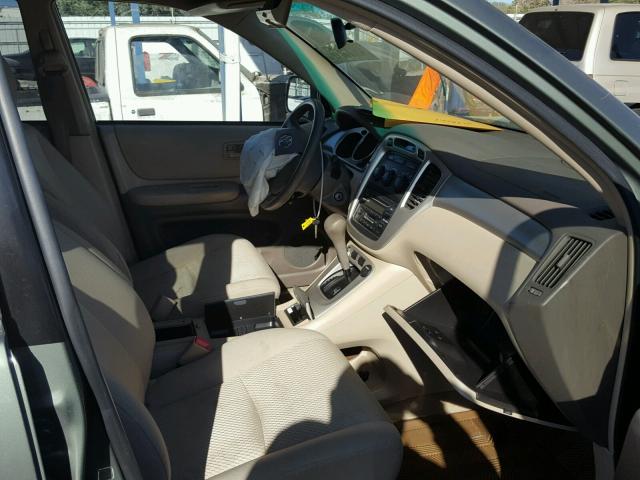 JTEGD21A850113218 - 2005 TOYOTA HIGHLANDER GREEN photo 5