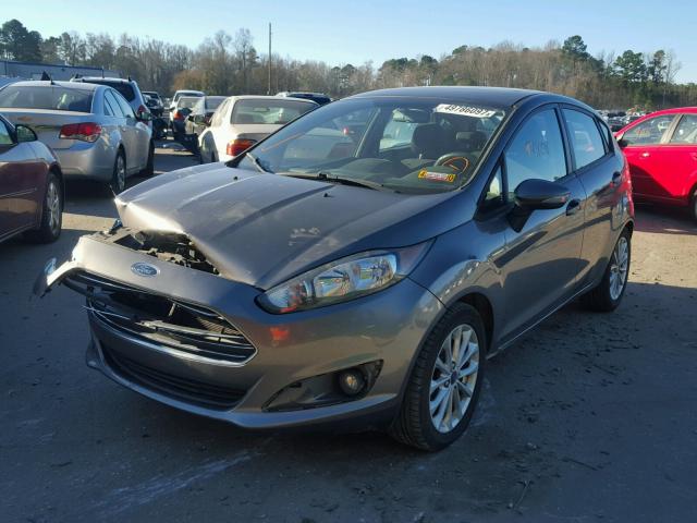 3FADP4EJ9EM122856 - 2014 FORD FIESTA SE GRAY photo 2