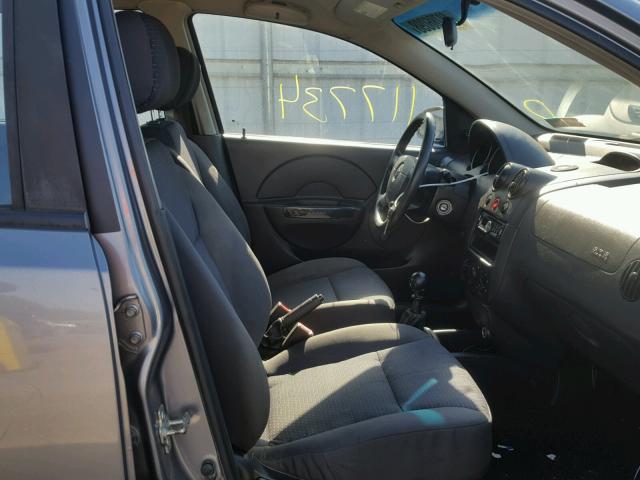 KL1TD66687B778455 - 2007 CHEVROLET AVEO BASE Szary zdjęcie 5