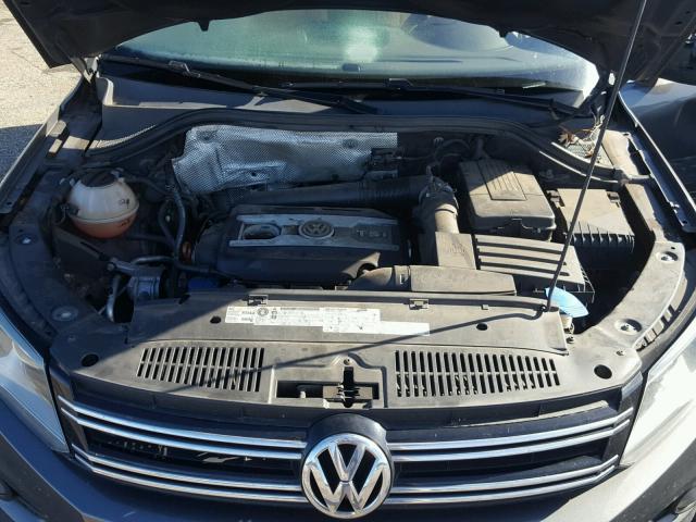 WVGAV7AX9CW005995 - 2012 VOLKSWAGEN TIGUAN S GRAY photo 7