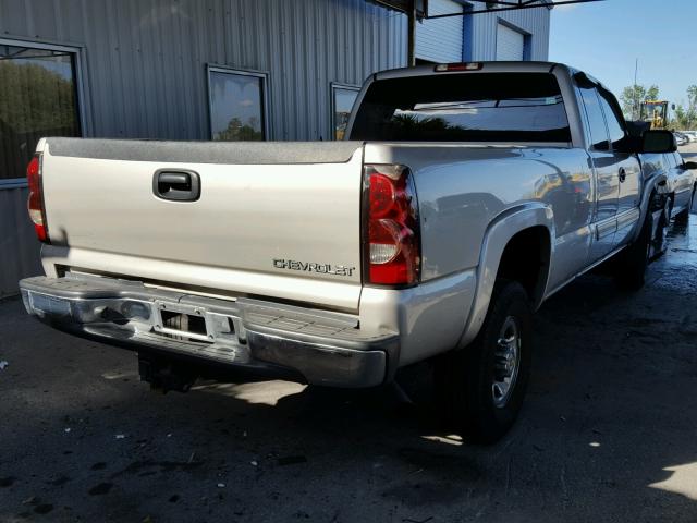 1GCHC29U64E387870 - 2004 CHEVROLET SILVERADO GOLD photo 4