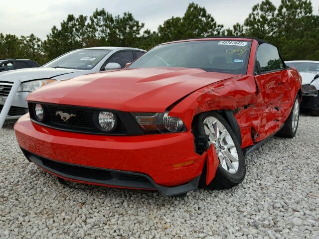 1ZVBP8FF2B5147972 - 2011 FORD MUSTANG GT RED photo 2