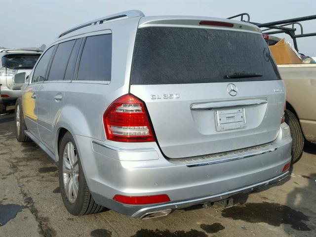 4JGBF2FE5BA665538 - 2011 MERCEDES-BENZ GL 350 BLU SILVER photo 3