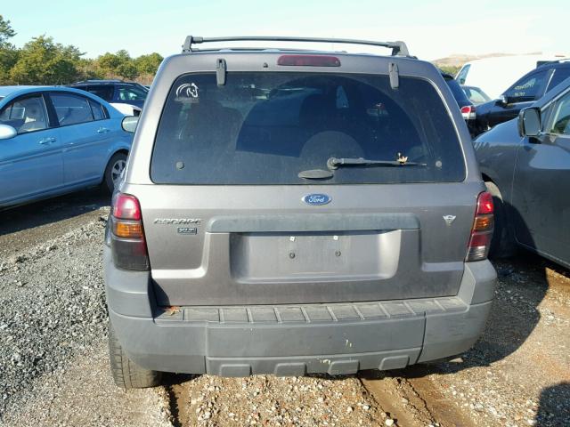 1FMYU93196KD25951 - 2006 FORD ESCAPE XLT GRAY photo 10