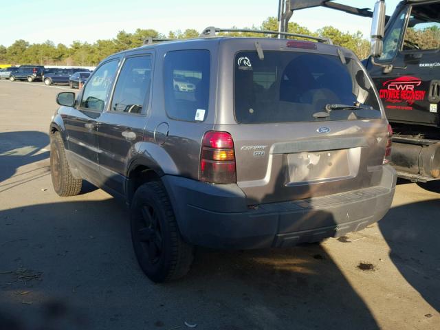 1FMYU93196KD25951 - 2006 FORD ESCAPE XLT GRAY photo 3