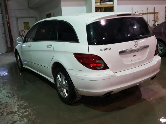 4JGCB75E46A004216 - 2006 MERCEDES-BENZ R 500 WHITE photo 3