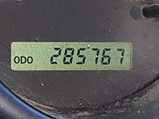 KL1TJ62624B152278 - 2004 CHEVROLET AVEO LS RED photo 8