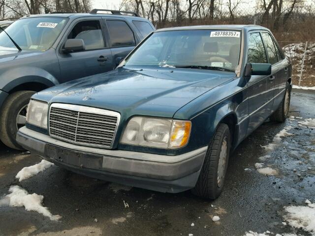 WDBEB31EXSC255461 - 1995 MERCEDES-BENZ E 300D GREEN photo 2