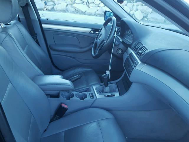 WBAEV53434KM05523 - 2004 BMW 330 I BLUE photo 5