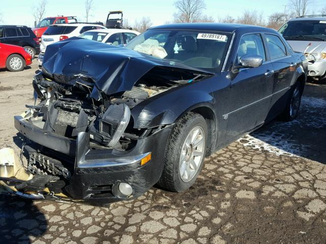 2C3KA63H66H496800 - 2006 CHRYSLER 300C BLACK photo 2