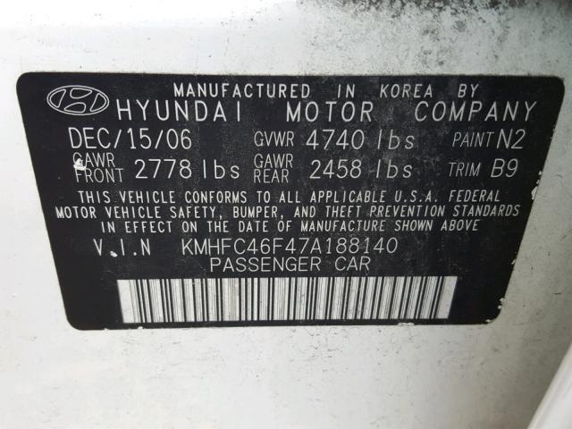 KMHFC46F47A188140 - 2007 HYUNDAI AZERA SE WHITE photo 10