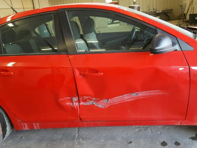 1G1PA5SH5E7486713 - 2014 CHEVROLET CRUZE LS RED photo 9