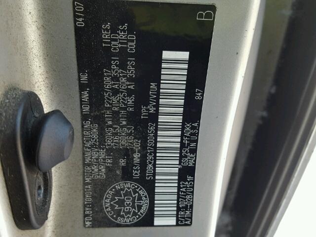 5TDBK29C17S004562 - 2007 TOYOTA SIENNA CE SILVER photo 10