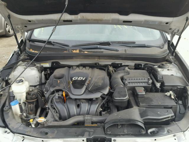 5NPEB4AC7BH292414 - 2011 HYUNDAI SONATA GLS SILVER photo 7