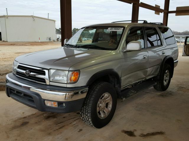 JT3GN86RXY0179569 - 2000 TOYOTA 4RUNNER SR GRAY photo 2