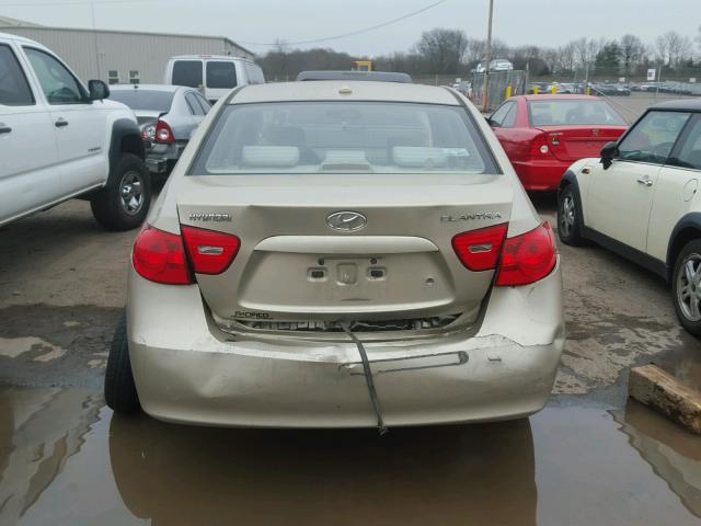 KMHDU46D17U139270 - 2007 HYUNDAI ELANTRA GL TAN photo 9