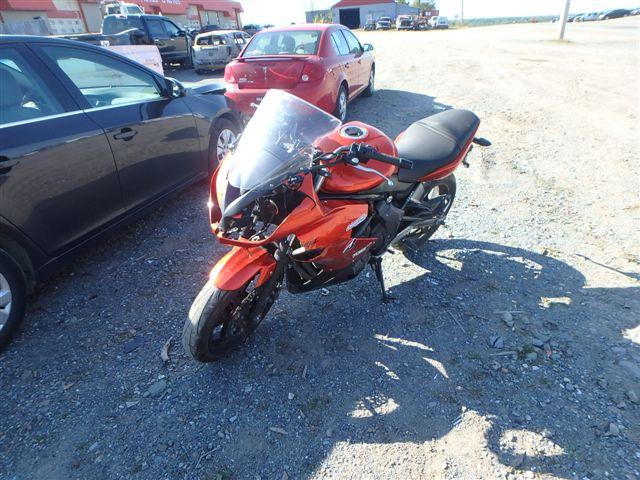 JKAEXEC13BDA77165 - 2011 KAWASAKI EX650 C 橙色 照片 2