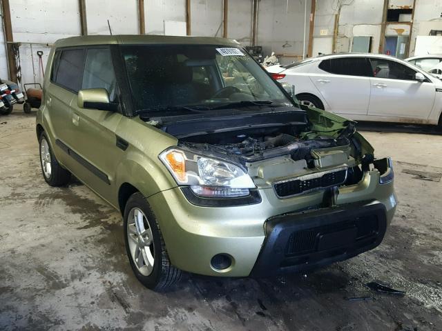 KNDJT2A2XA7118718 - 2010 KIA SOUL GREEN photo 1