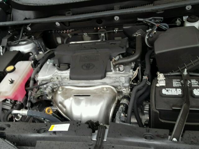 2T3BFREV3HW667622 - 2017 TOYOTA RAV4 LE Gümüş foto 7