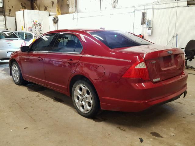 3FAHP0HA9AR115554 - 2010 FORD FUSION SE RED photo 3