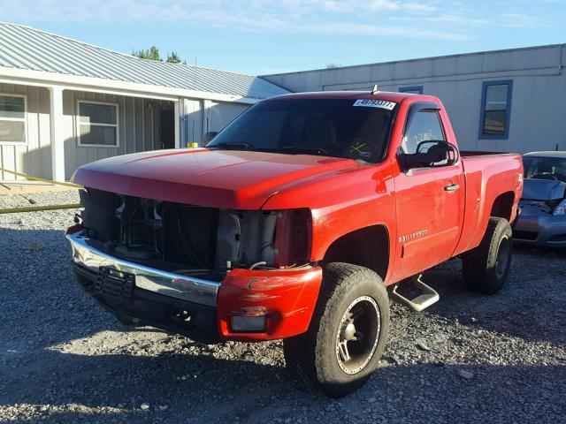 1GCEK14077Z519729 - 2007 CHEVROLET SILVERADO RED photo 2