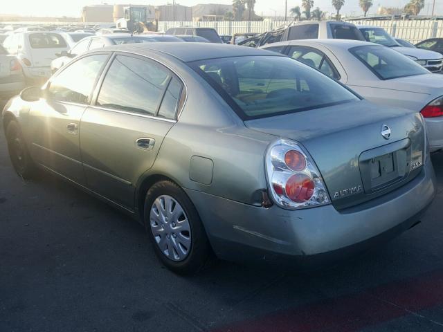 1N4AL11D82C206581 - 2002 NISSAN ALTIMA BAS GREEN photo 3