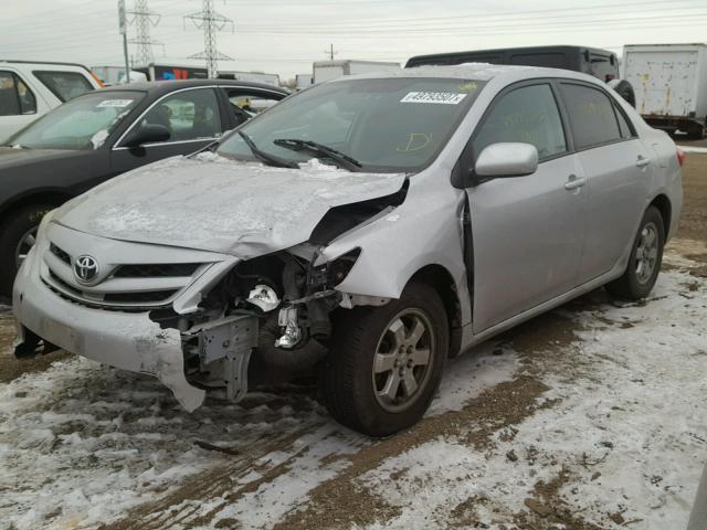 2T1BU4EE2BC554013 - 2011 TOYOTA COROLLA BA SILVER photo 2