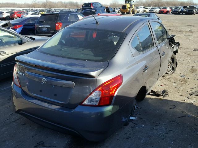 3N1CN7AP8HL870471 - 2017 NISSAN VERSA S GRAY photo 4