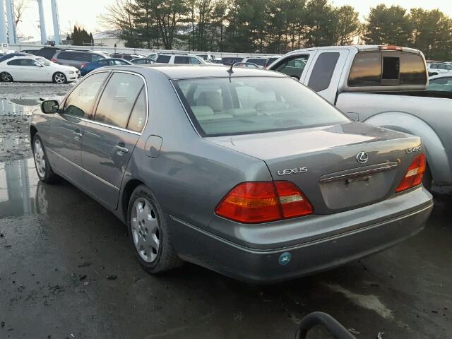 JTHBN30F930104683 - 2003 LEXUS LS 430 GREEN photo 3