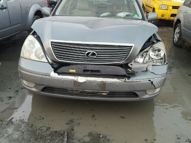 JTHBN30F930104683 - 2003 LEXUS LS 430 GREEN photo 9