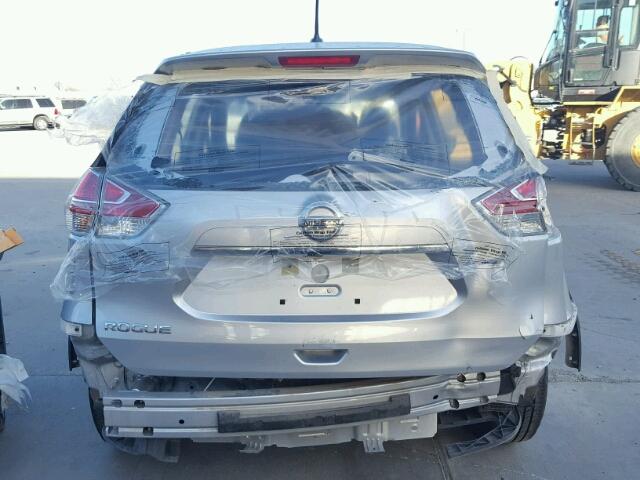 KNMAT2MT3FP551454 - 2015 NISSAN ROGUE S SILVER photo 9