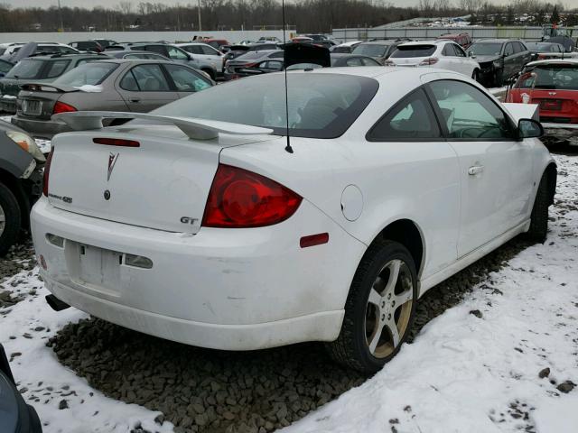 1G2AN18B777224244 - 2007 PONTIAC G5 GT WHITE photo 4