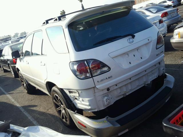 JTJGF10U620125350 - 2002 LEXUS RX 300 WHITE photo 3