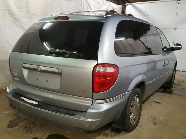 2A4GP64L26R608483 - 2006 CHRYSLER TOWN & COU SILVER photo 4