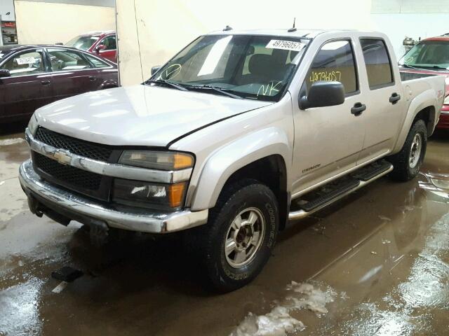 1GCDT136158120865 - 2005 CHEVROLET COLORADO SILVER photo 2