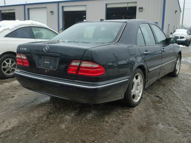 WDBJF70J72B426679 - 2002 MERCEDES-BENZ E 430 BLACK photo 4